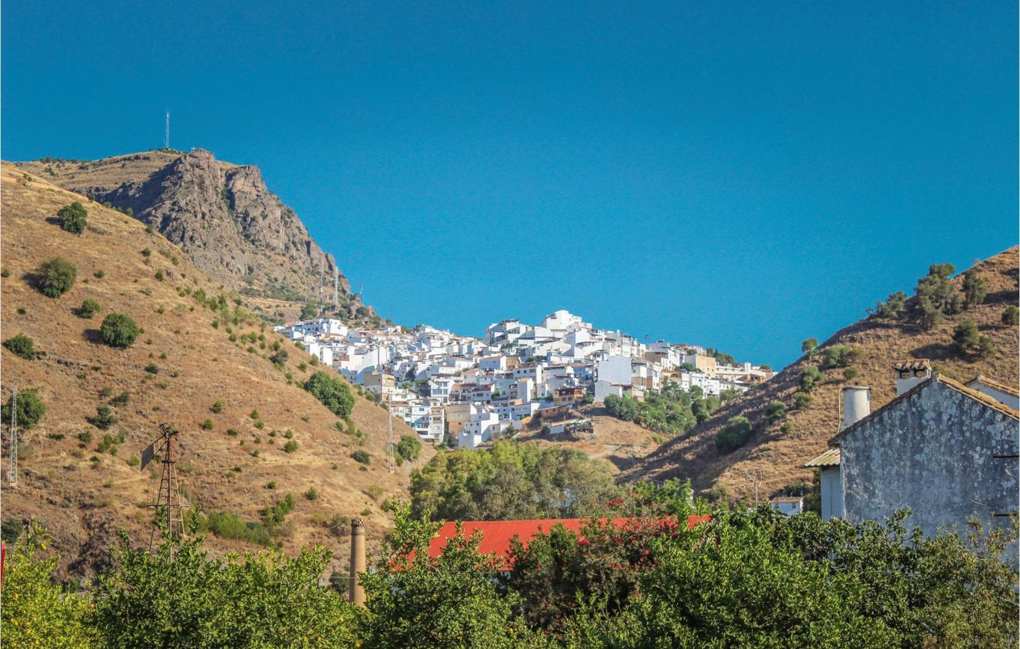 Barriada Bermejo Esterno foto